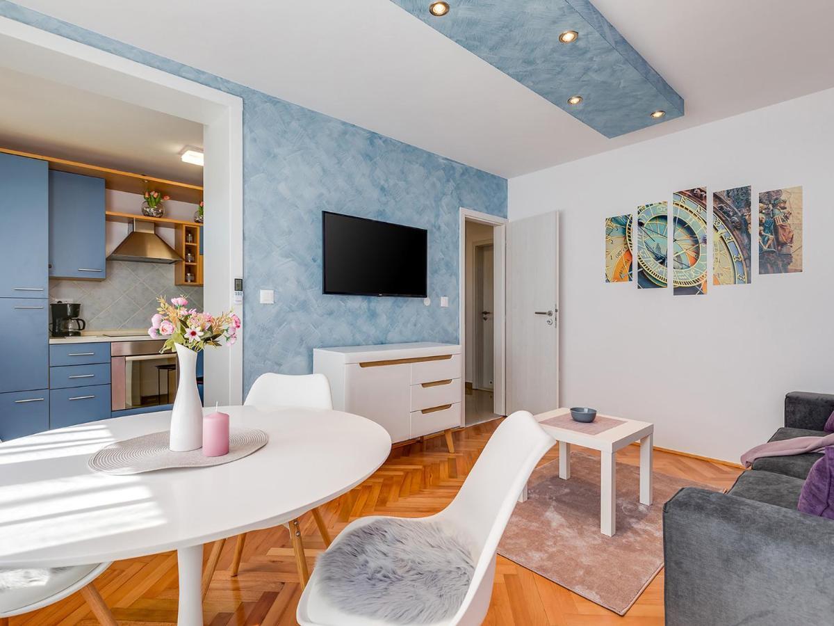 Porec Twins Apartment المظهر الخارجي الصورة